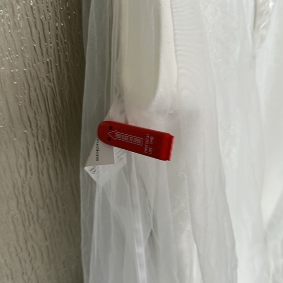 Mac Duggal x Anthropologie Della Appliqué Petal Halter Dress Size 12 New - Picture 13 of 17